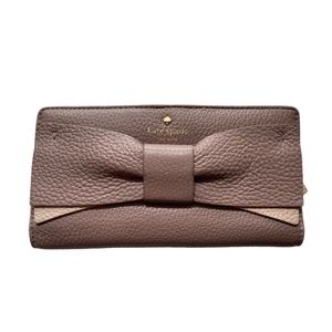 ✨Kate Spade 100% Cow Leather Wallet✨ NEVER USED